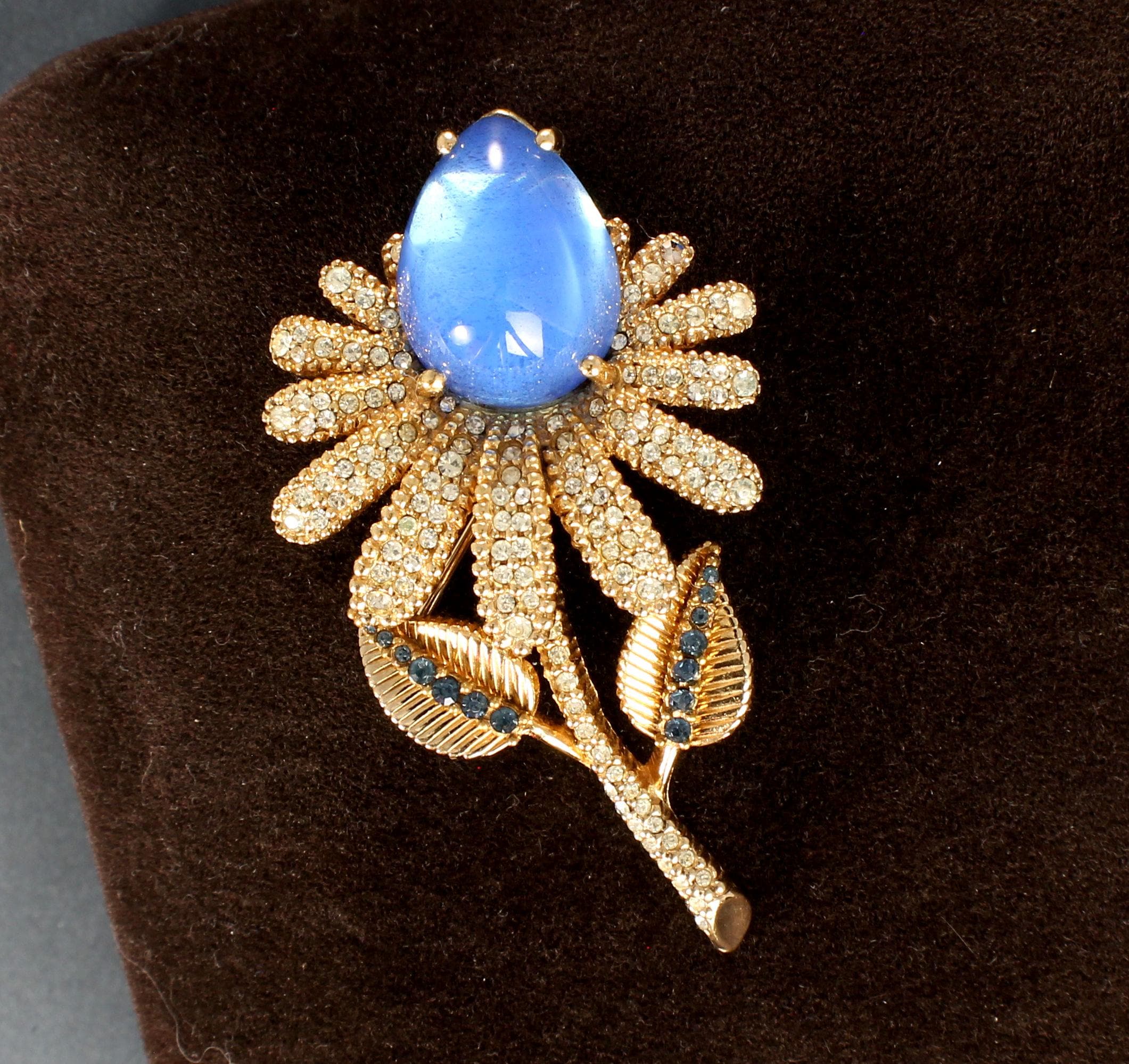 Ciner Brooch - Etsy