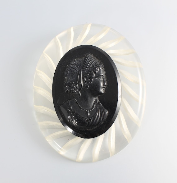 40s Black white Lucite Cameo Brooch