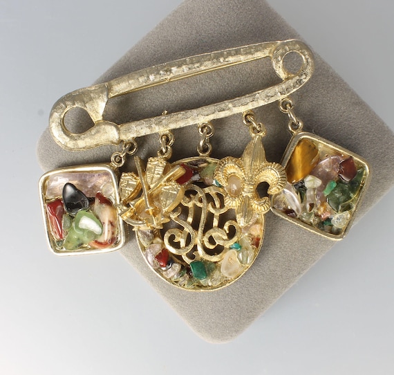 Renaissance Crest Fleur de Lis Chatelaine Brooch Heraldic Crest 1960s jewelry