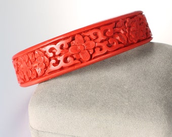 人気特価をすべて Carved Red Export Chinese Inches 8 Bracelet Bangle Cinnabar 小物