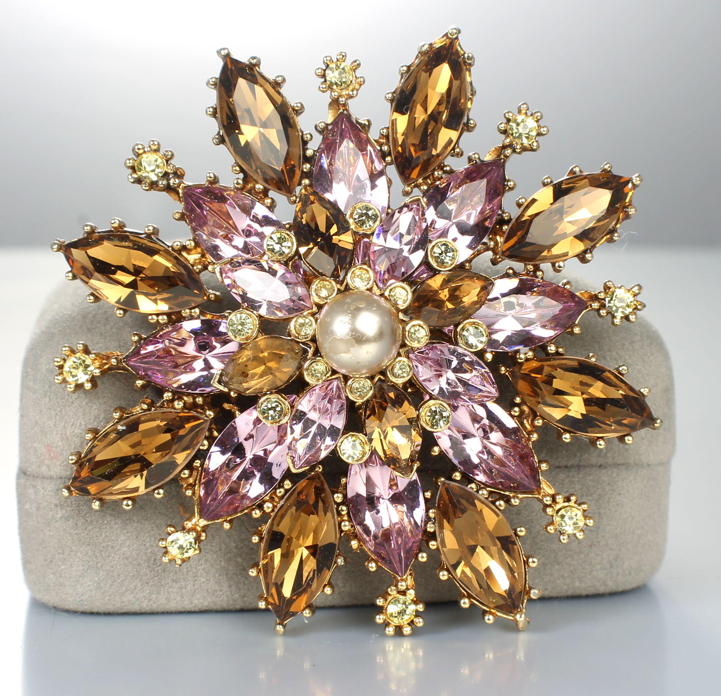 Graziano Brooch - Etsy