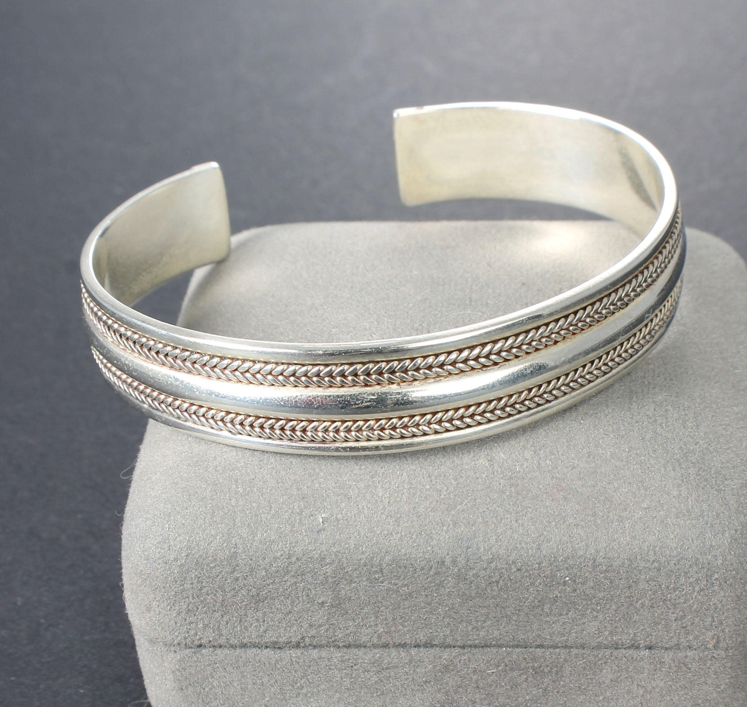 925 シルバーカフバングルsilver brass cuff bangle 925 シルバーカフバングルsilver brass cuff bangle - メルカリ