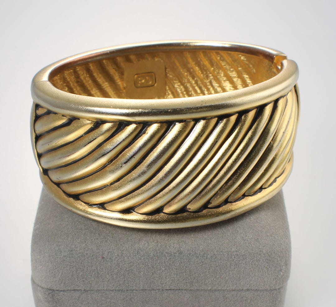 Satin Gold Ribbed Oval Hinged Bangle Bracelet, Premier Designs - Etsy