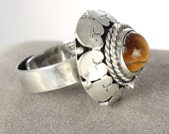 Taxco Mexico Sterling silver Tiger Eye Poison Ring eagle mark size 7.25