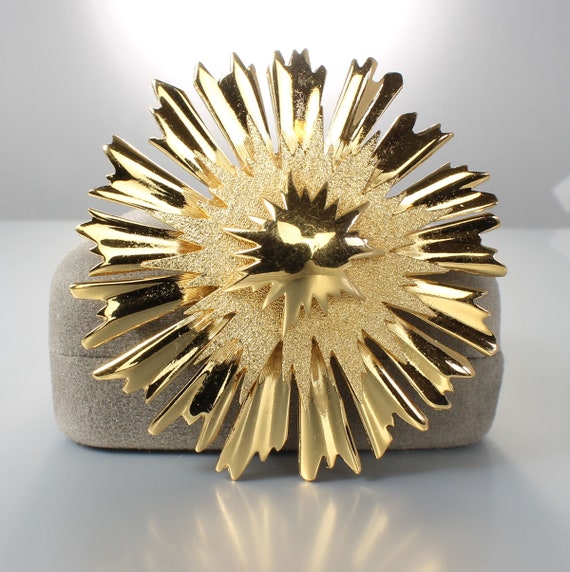 Modernist Monet Atomic Starburst Brooch gold tone 