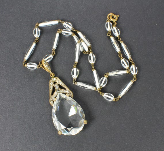 Vintage 1970s Etched Rose Clear Lucite Framed Oval Necklace