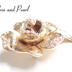 Vintage Pearl Rose Brooch 3 dimensional image 2