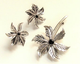 Vintage Sterling  Silver Flower Brooch Earrings Black Onyx 1960s Taxco Eagle Mark