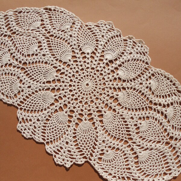 Oval crochet doily, pineapple crochet doily, oval lace doily, ecru doilies, 20  X 11