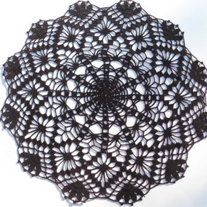 Black crochet doily / lace doily / round / 15 inches