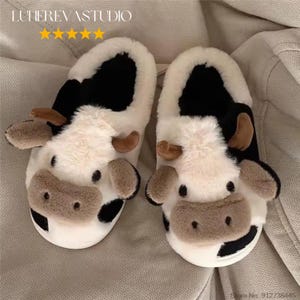 Pantuflas de vaca Kawaii, zapatos de estar por casa afelpados y suaves