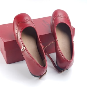 Vintage Red Mary Jane Flats, Retro Leather Ballet Shoes, Women Dress Flats, Christmas Gift for Her, Classic Round Toe,Comfortable Daily Wear
