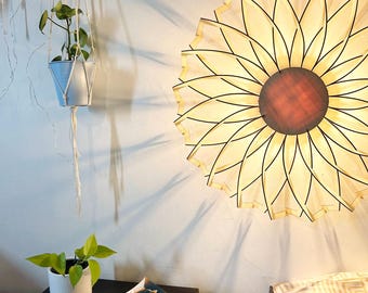 Aplique de pared de madera hecho a mano, diseño floral de diente de león - decoración inspirada en la naturaleza e idea de regalo - Charlie el Diente de León
