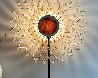Olivia La Gardiena - Lampadaire bois artisanal - Luminaire sur pied fait main - Wooden Floor Lamp - Décoration