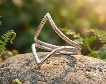 925 Sterling Silver Geometric Triangle Ring – Minimalist Double