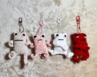 Llavero de rana con piernas de ganchillo / Adorno para bolso de peluche hecho a mano