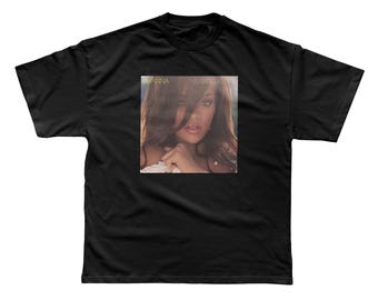 Rihanna T-shirt - A Girl Like Me Deluxe Unisex T-shirt