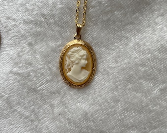 Small Vintage White with Translucent Background in Gold Classic Lady Cameo Pendant Necklace: Left-facing