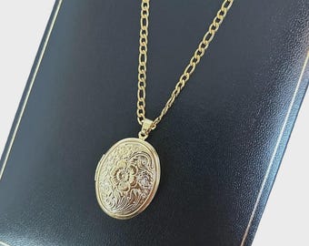 18ct Gold Filled Oval Flower Patterned Opening Photo Locket Necklace