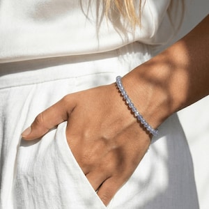 Elegant Cordierit Iolit-armband, naturlig ädelstensfaseterad pärlarmband, kristallhelande present till henne