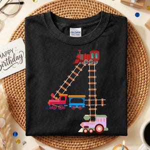 Camiseta de tren para el 4.º cumpleaños, camiseta para niño de cuatro años, camiseta de cumpleaños con vía de tren, conjunto de cumpleaños para niño pequeño, camiseta de regalo para amantes del tren.