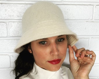 Vintage Simpsons 80s Classy Wool Pom Pom Bucket Hat Ivory with Original Box Bucket Hat Simpsons - Etsy main image 4