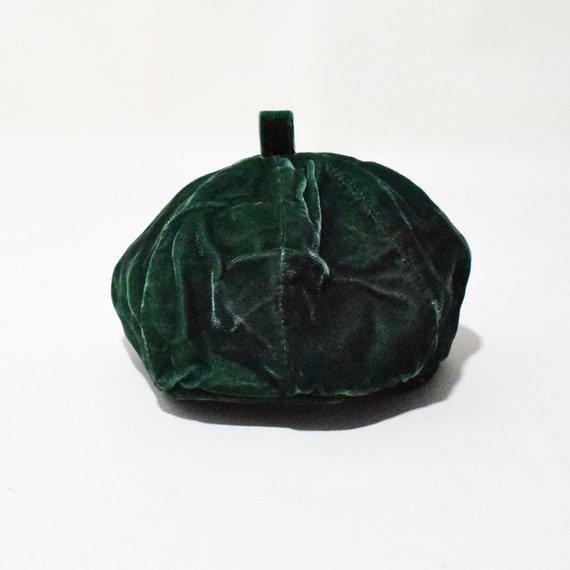 70s Vintage Green Velvet Beret Cap Womens Hat - image 5