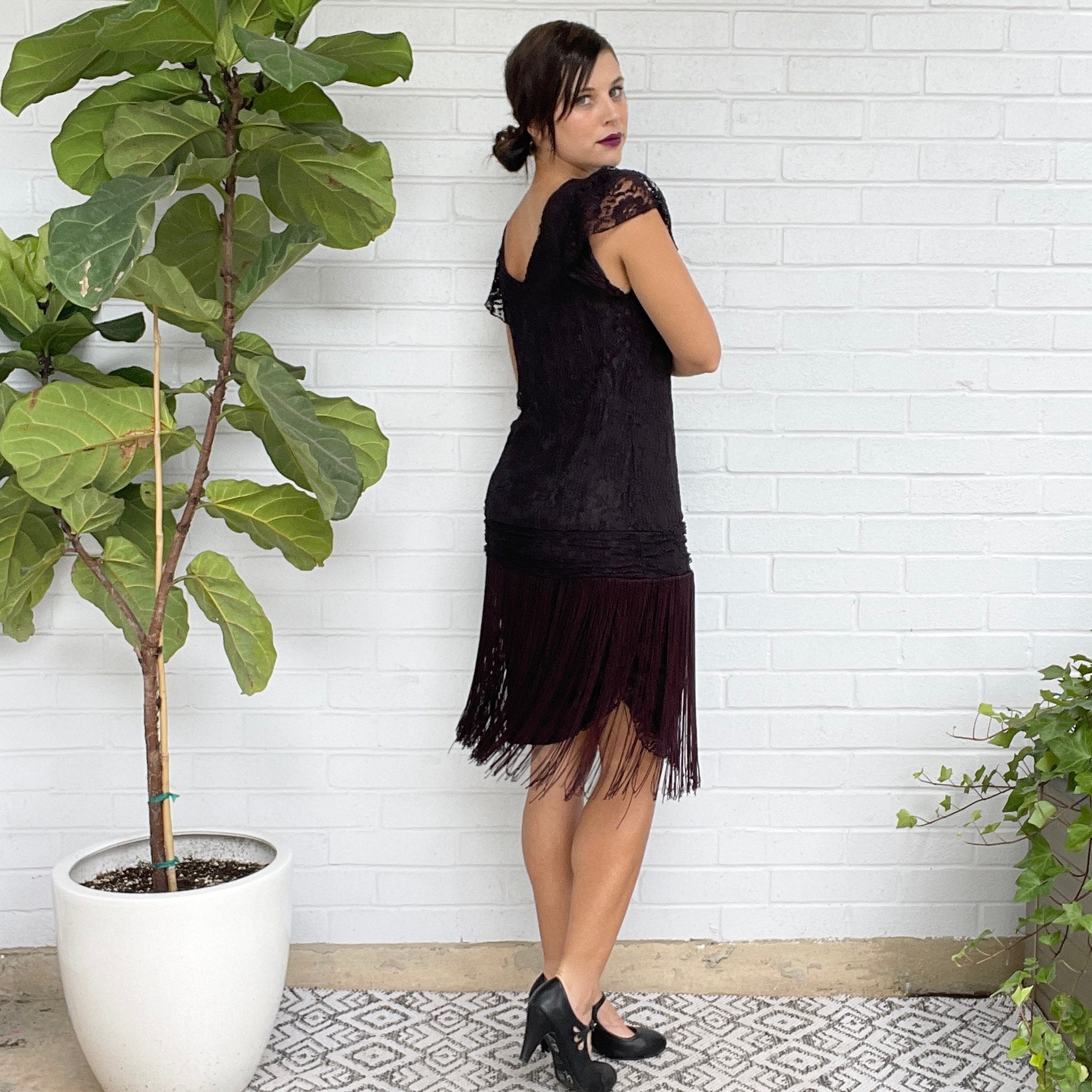 green emerald velvet dress Vintage 1920s Flapper Day Dress Federal Model Black Rayon Crepe Size M L main image 0