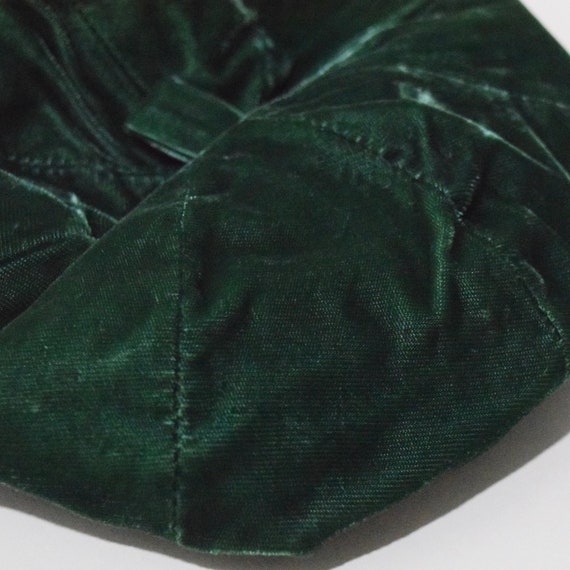 70s Vintage Green Velvet Beret Cap Womens Hat - image 3