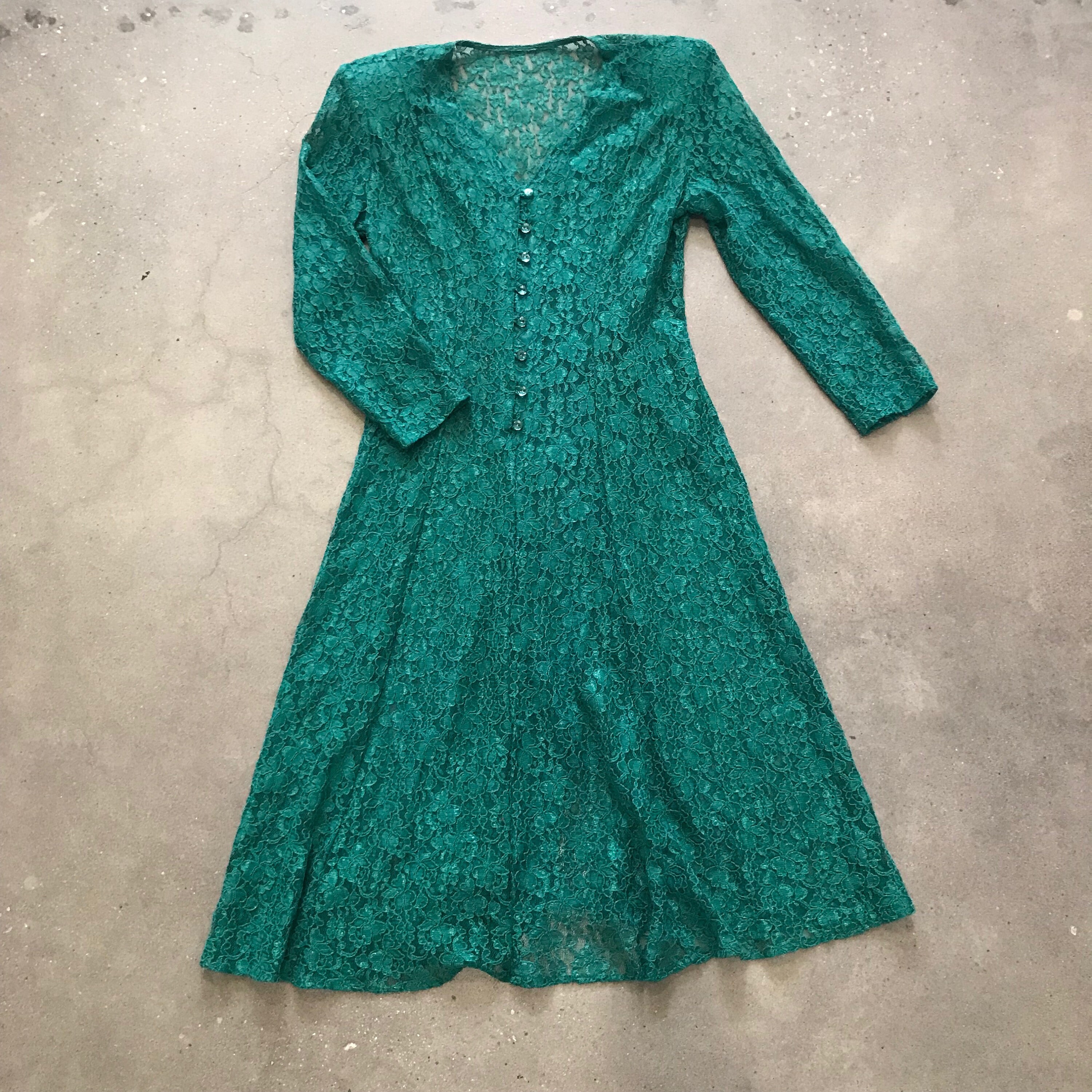 green emerald velvet dress TALIO BACKLESS MAXI DRESS