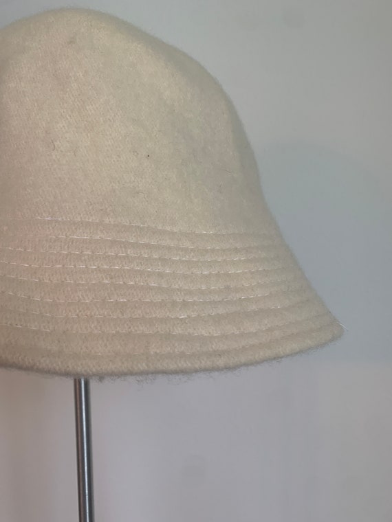 70s Vintage White Fuzzy Wool Bucket Hat - image 2