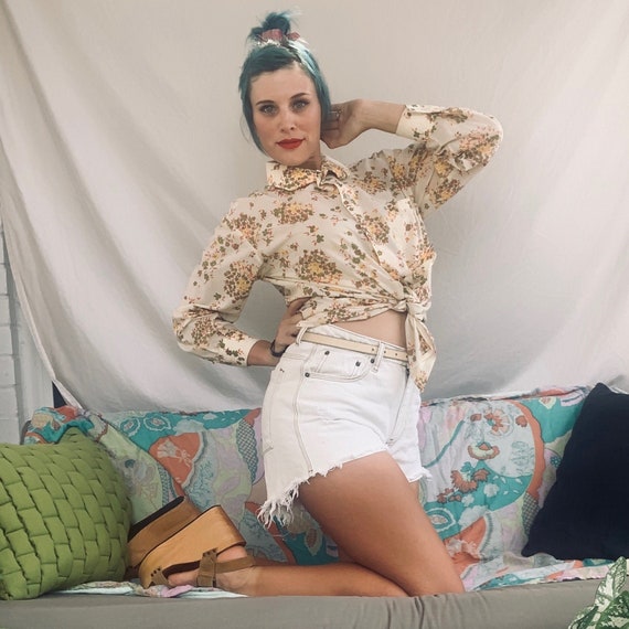 Floral Button Up 70s Blouse