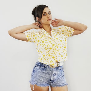 Blusa Vintage 70s Lunares Amarillos Floral Seersucker Crop Top Button-Up