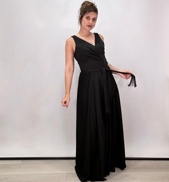 Vintage 70s Black Knit Gown Maxi Dress Tie-Waist Fringe V-Neck
