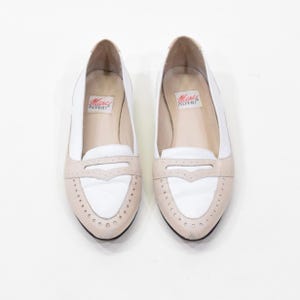 Vintage 80s White Leather & Beige Loafers Slip On Shoes