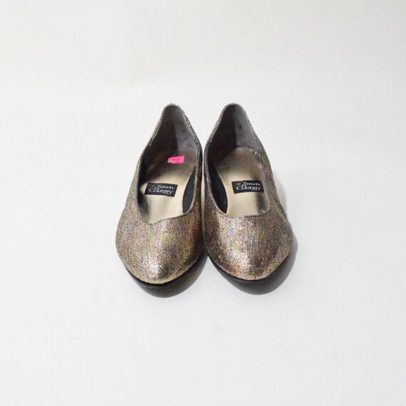 Vintage 80s Kitten Heels Shiny Gold Hologram Part… - image 9