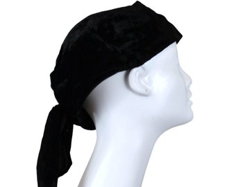 Vintage Black Velveteen Cloche/Torque/Turban/Skullcap Flapper Hat