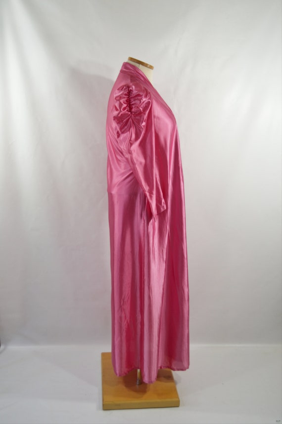 1970s/1980s Raspberry Pink Robe by Miss Elaine - image 6