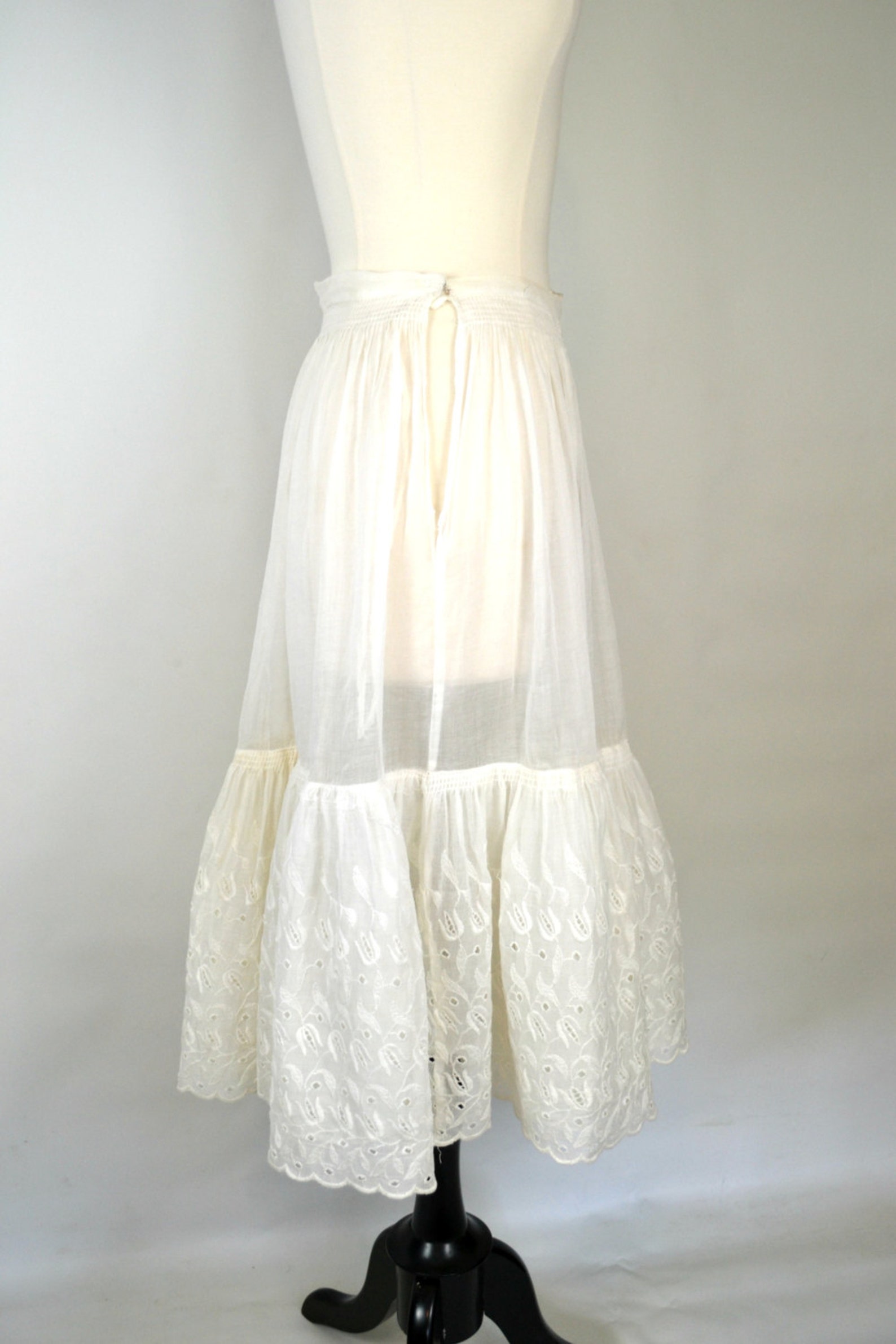 1940s Sheer White Starched Eyelet Muslin Petticoat Slip - Etsy