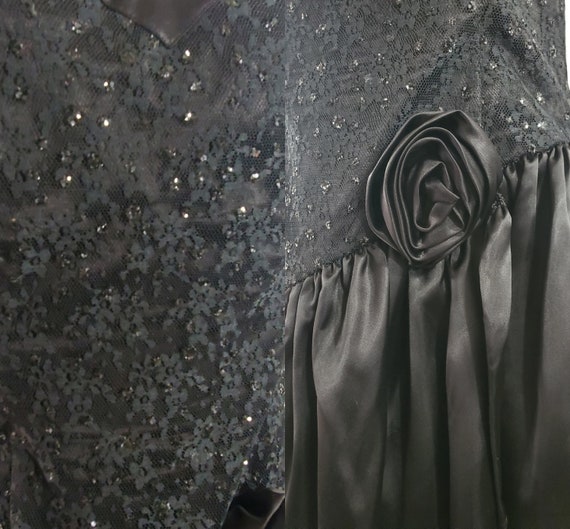 1980s Black Strapless Asymmetrical Hem Dress by G… - image 8