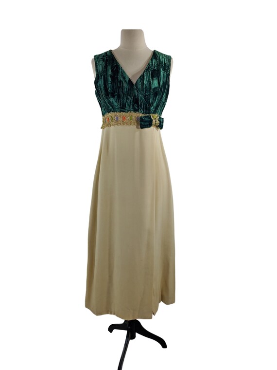70’s Green Long Sleeve Velvet Button Up Dress by Vassarette main image 1