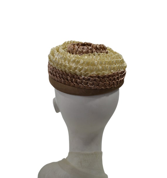 1950s/1960s Beige and Cream Raffia Pillbox Hat, S… - image 3