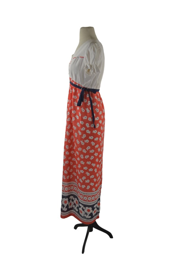 1970s Boho/Peasant Coral and White Flower Dress b… - image 4
