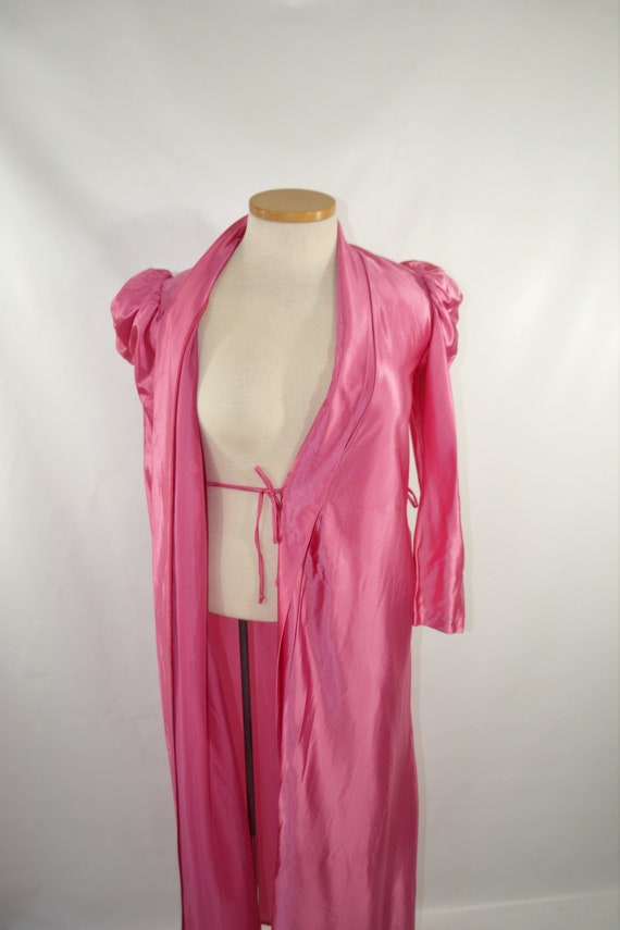1970s/1980s Raspberry Pink Robe by Miss Elaine - image 8