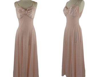 1950s Peach Sheer Biased Cut Negligee Lingerie by Rogers