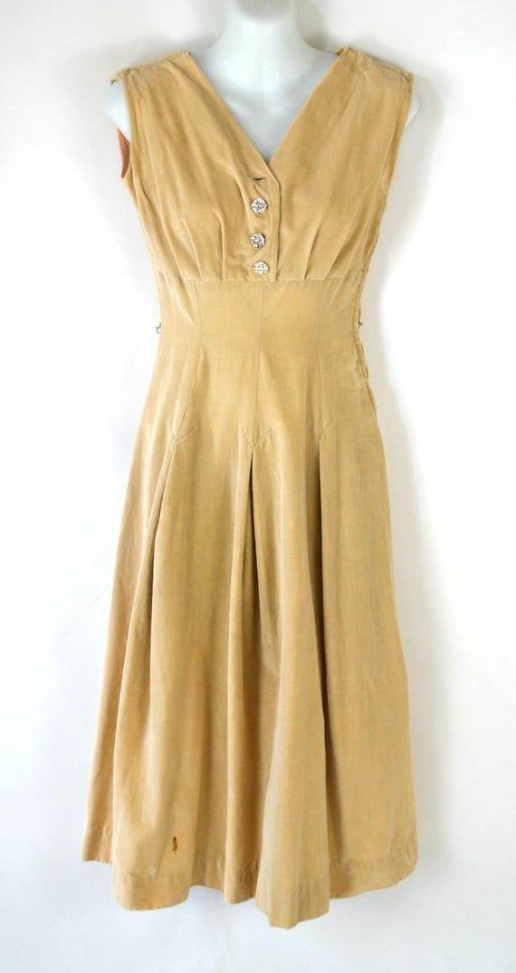 1950s TanBeige Sleeveless Dress. XSmall, Pleated Skirt, Pin Up, Rockabilly 1950s TanBeige Sleeveless Dress. XSmall, Pleated Skirt, Pin Up, Rockabilly