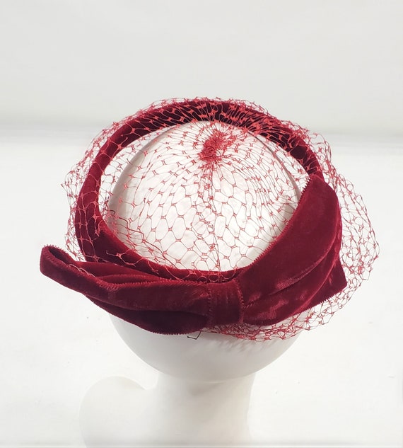 1960s Dark Red Velour Halo Hat, Netted Hat,Fascin… - image 4