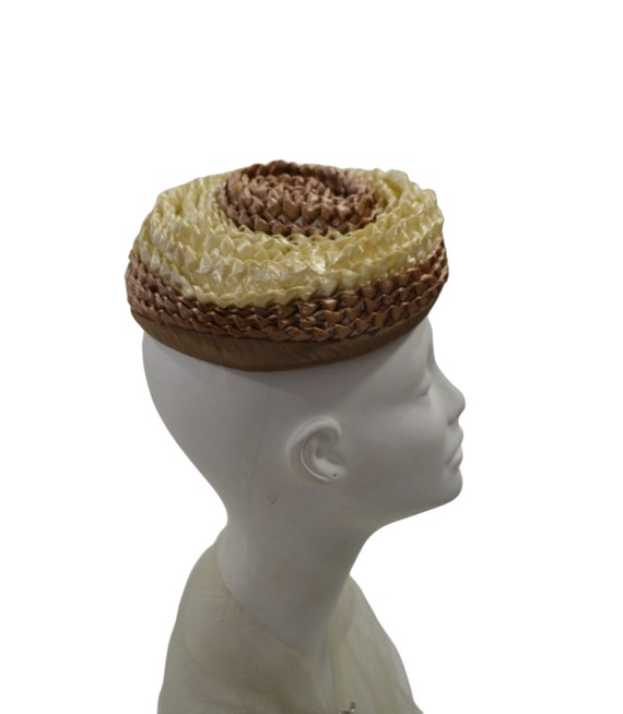 1950s/1960s Beige and Cream Raffia Pillbox Hat, S… - image 4