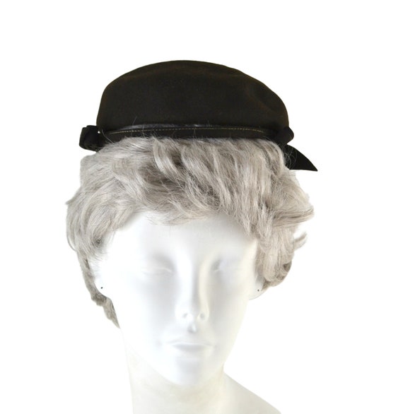 1950s Brown Felted Wool Fascinator by Haverhill Radford  display picture 3