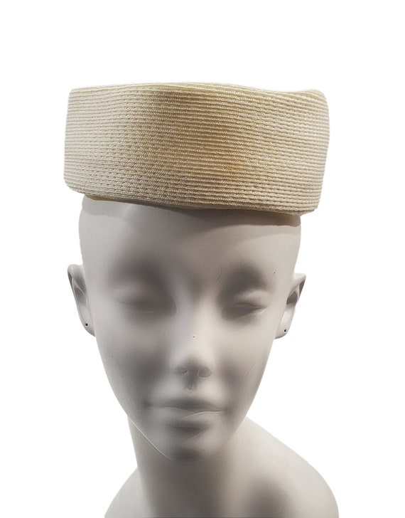 1950s/1960s Cream Raffia Pillbox Hat by Starling,… - image 1